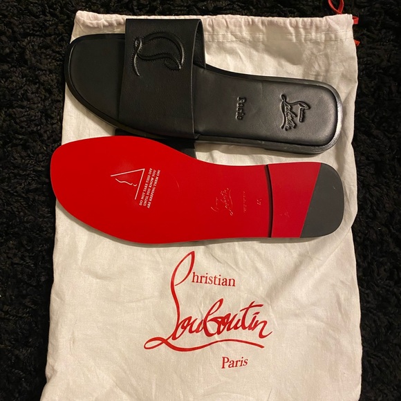 Christian Louboutin
Leather Logo Red Sole Slide Sandals - Picture 4 of 9